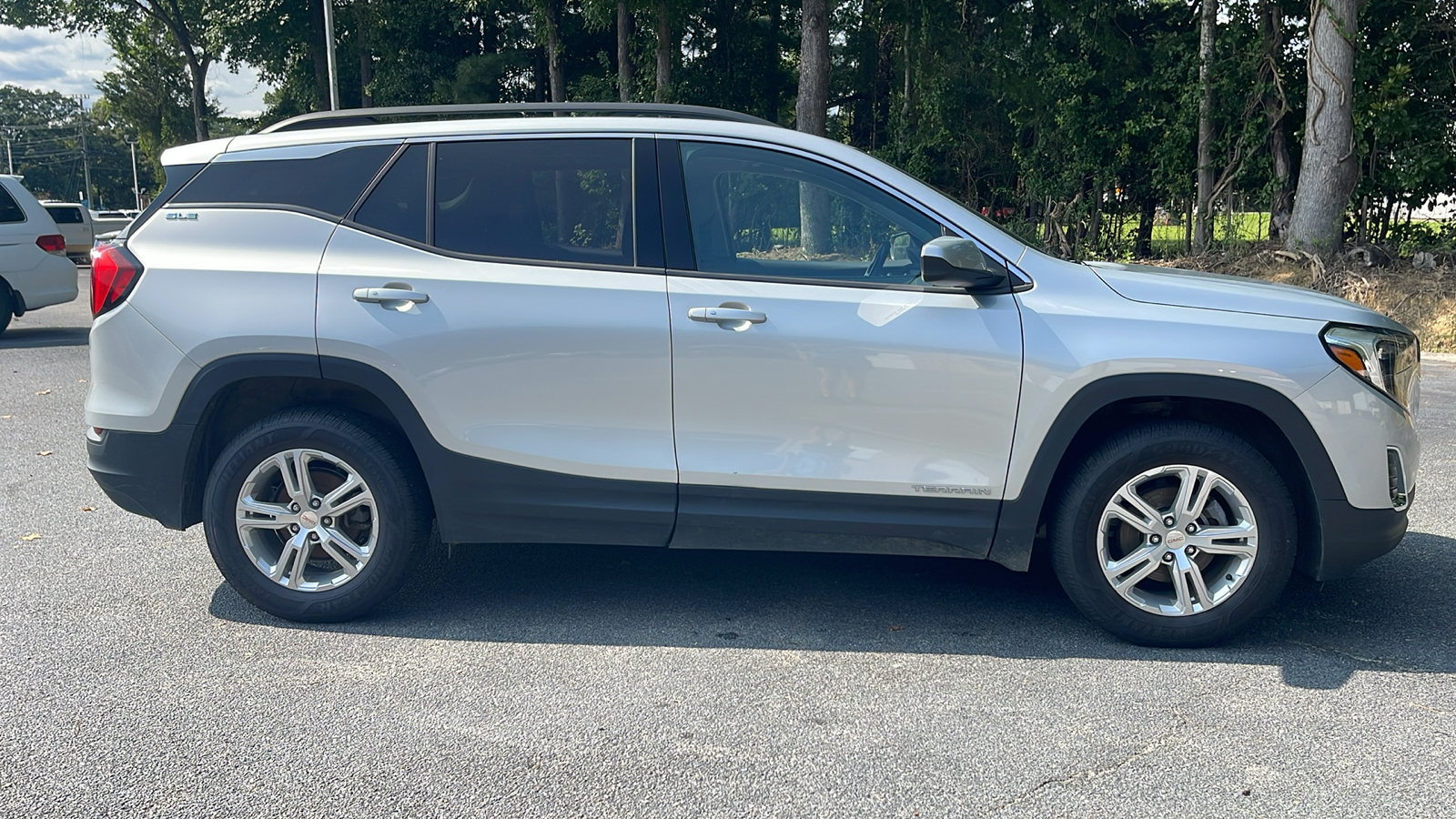 2020 GMC Terrain SLE 9