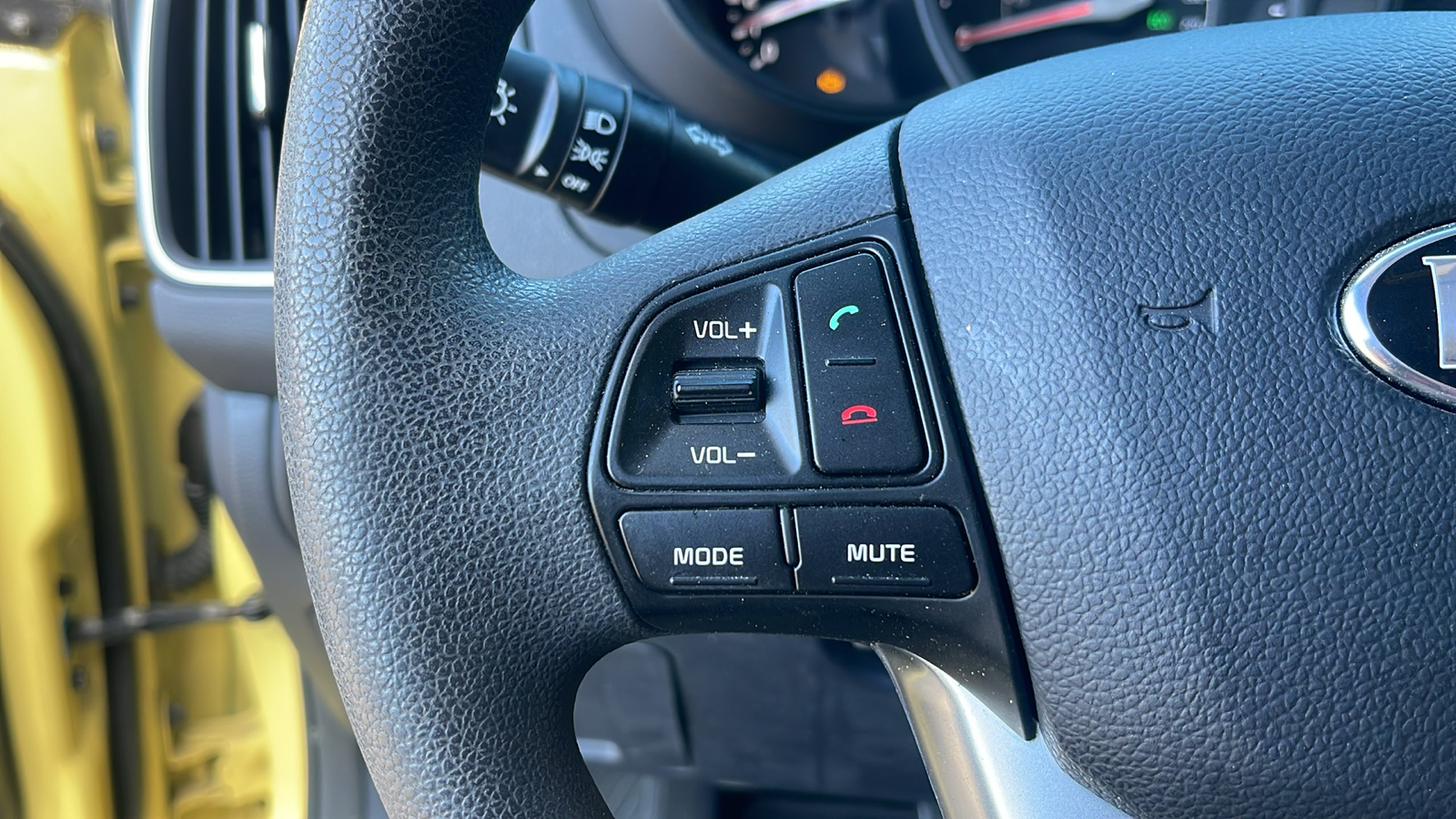 2016 Kia Rio LX 17