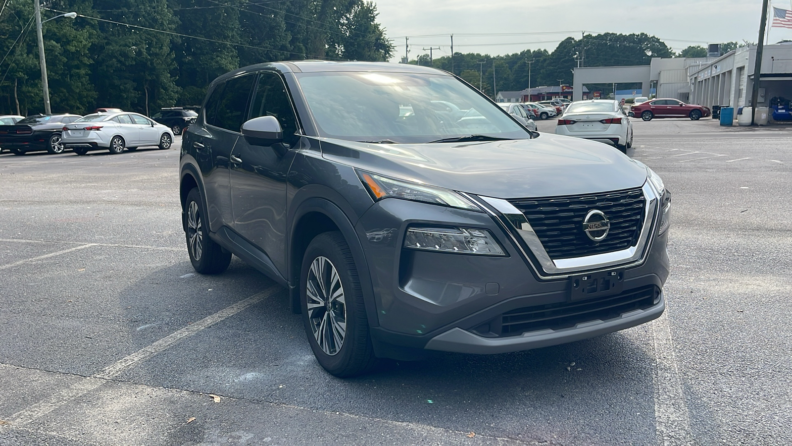 2021 Nissan Rogue SV 1