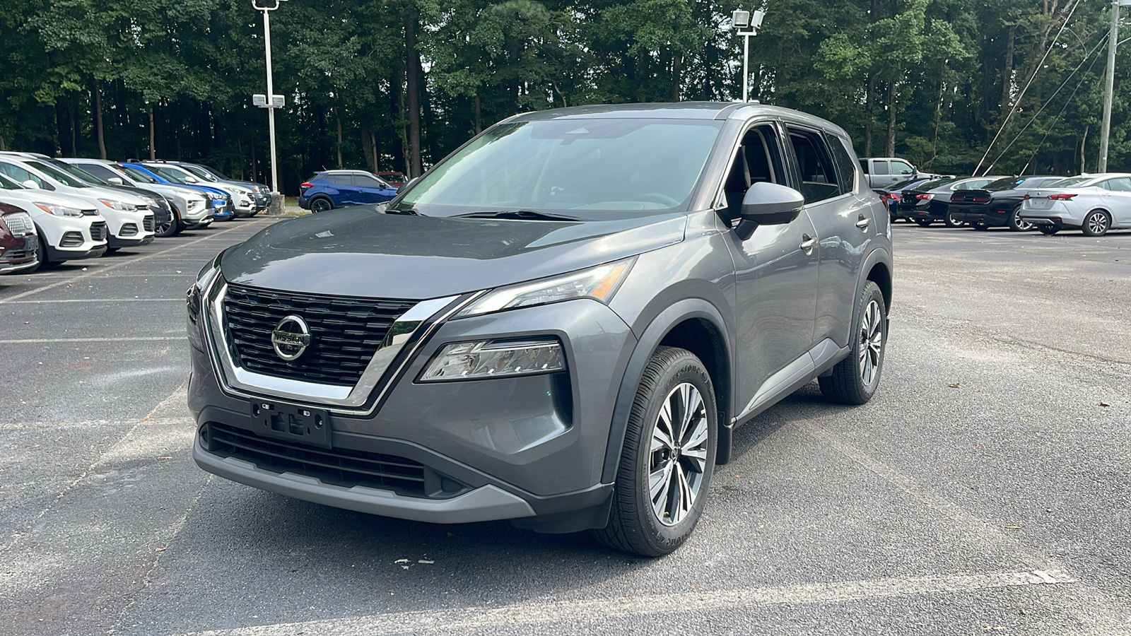 2021 Nissan Rogue SV 3