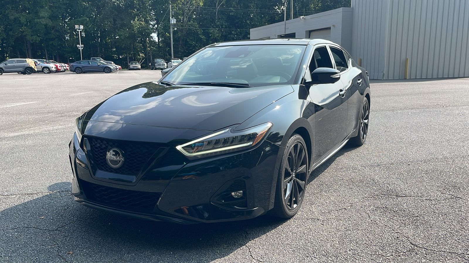 2023 Nissan Maxima SR 3