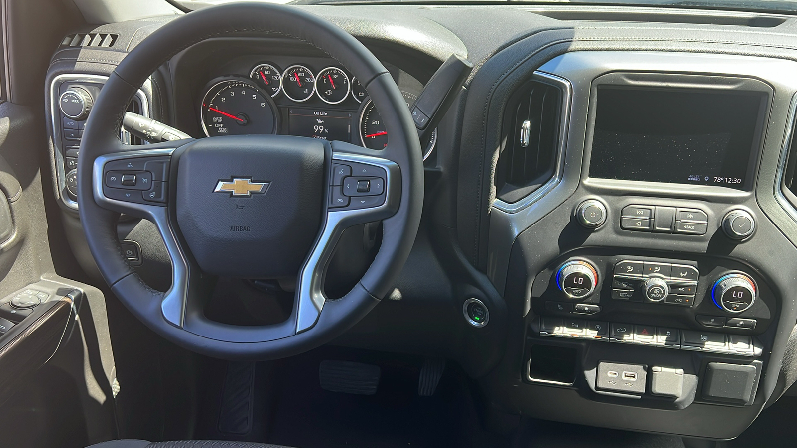 2022 Chevrolet Silverado 1500 LTD LT 21