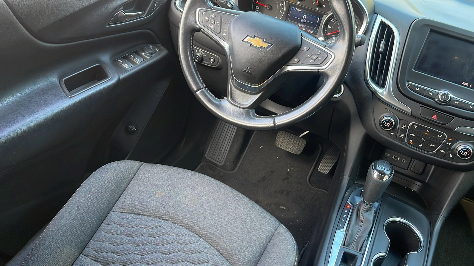 2021 Chevrolet Equinox LT 24