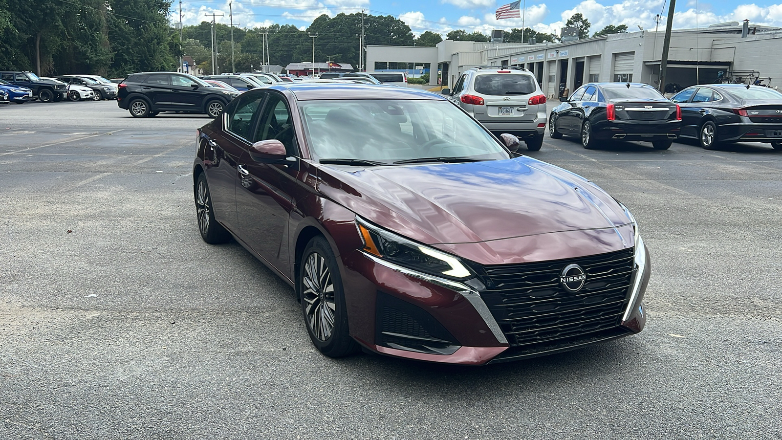 2023 Nissan Altima 2.5 SV 1