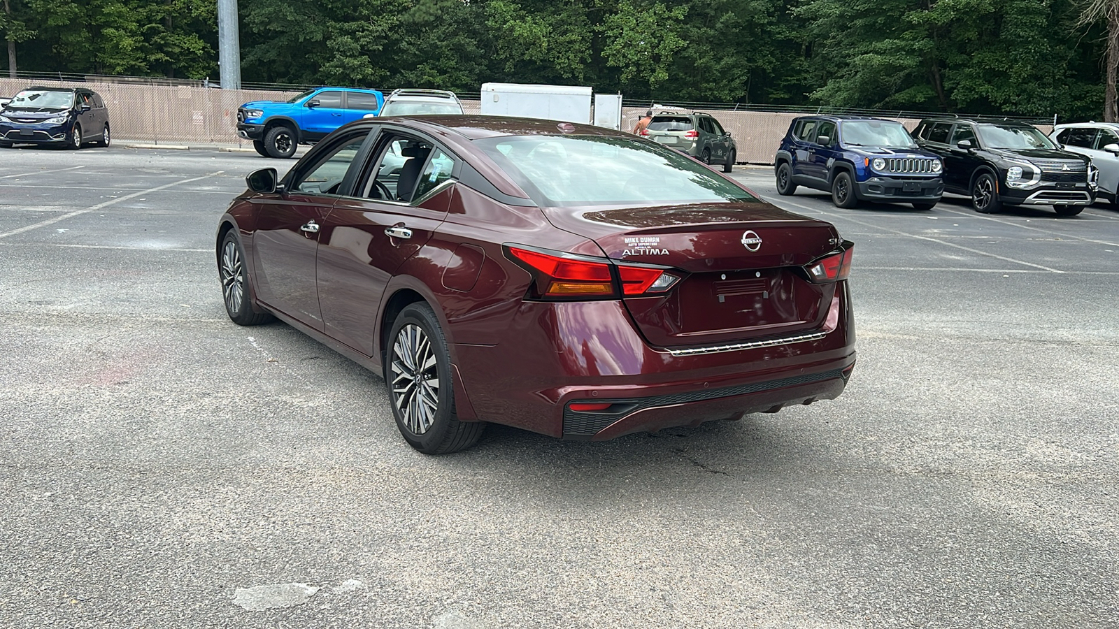 2023 Nissan Altima 2.5 SV 5