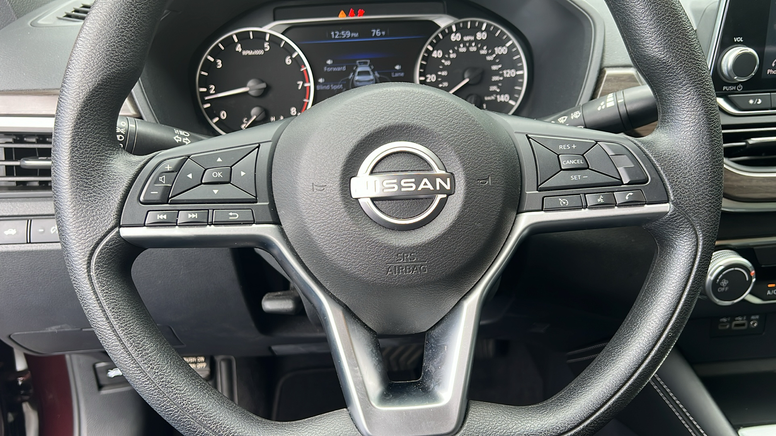 2023 Nissan Altima 2.5 SV 15