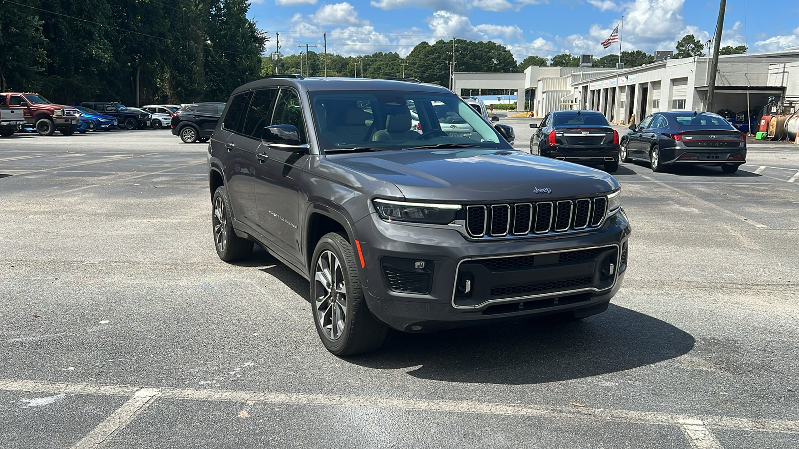 2021 Jeep Grand Cherokee L Overland 1