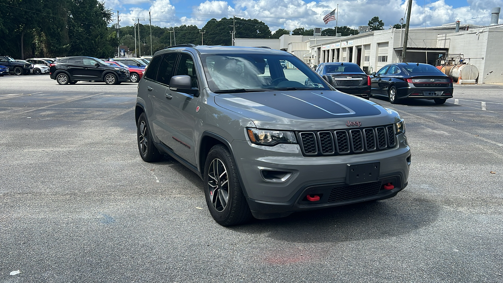 2021 Jeep Grand Cherokee Trailhawk 1