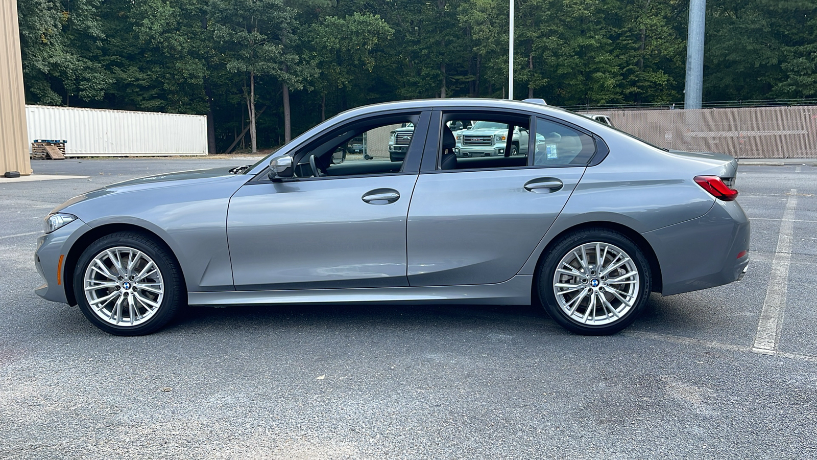 2023 BMW 3 Series 330i xDrive 4