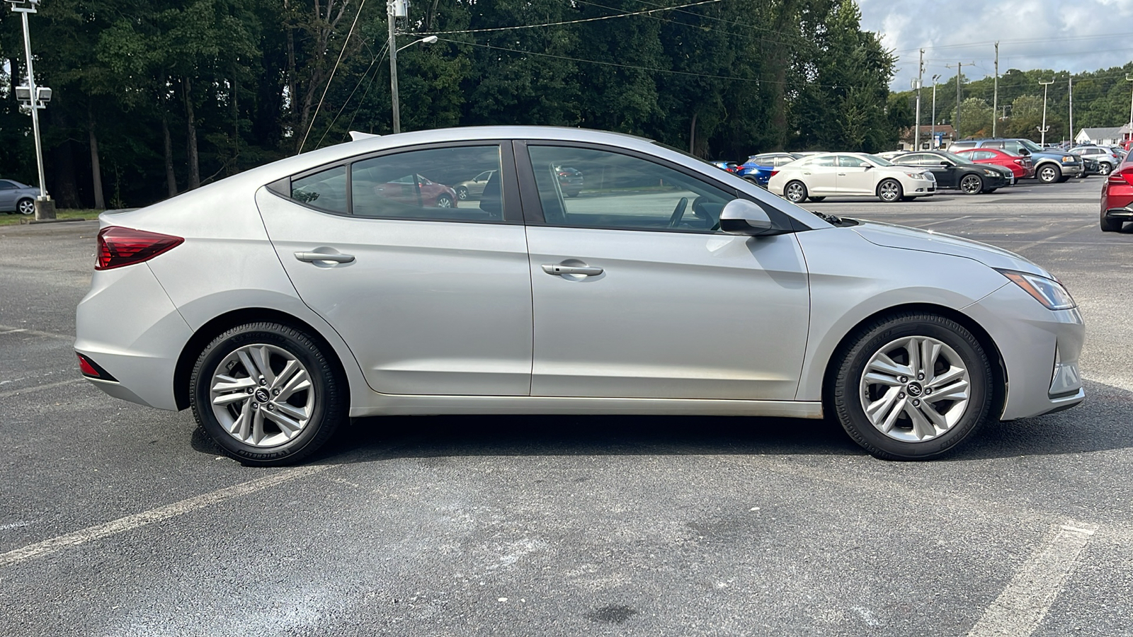 2019 Hyundai Elantra Value Edition 9