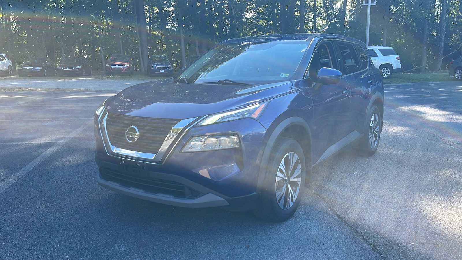 2021 Nissan Rogue SV 3