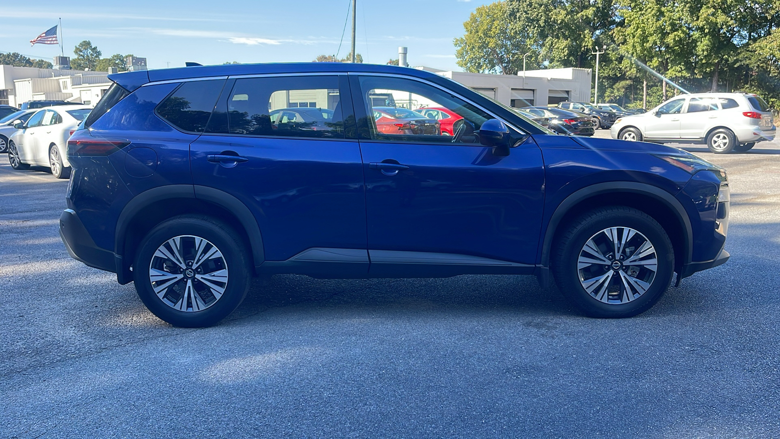 2021 Nissan Rogue SV 9