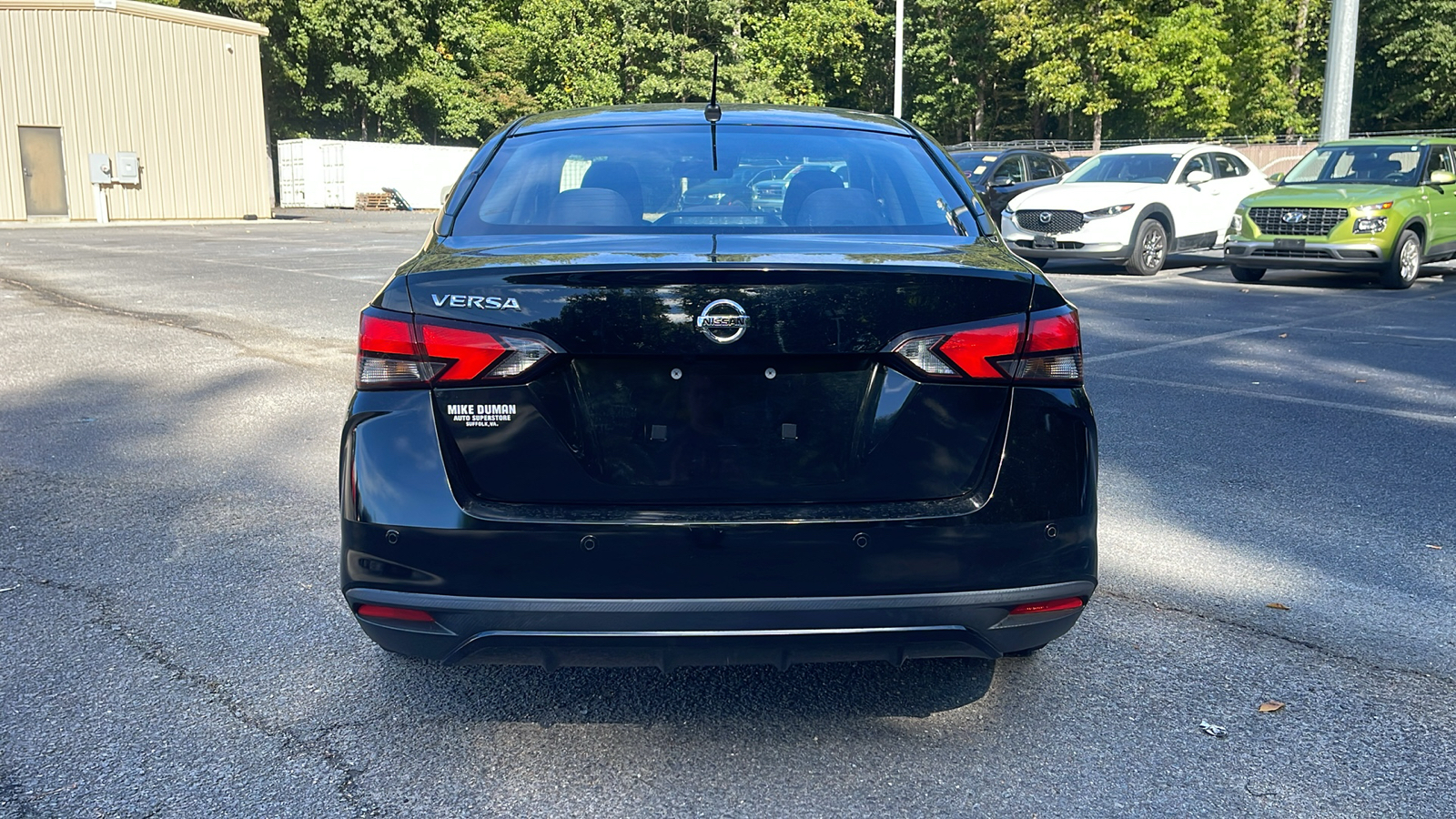 2021 Nissan Versa 1.6 S 6