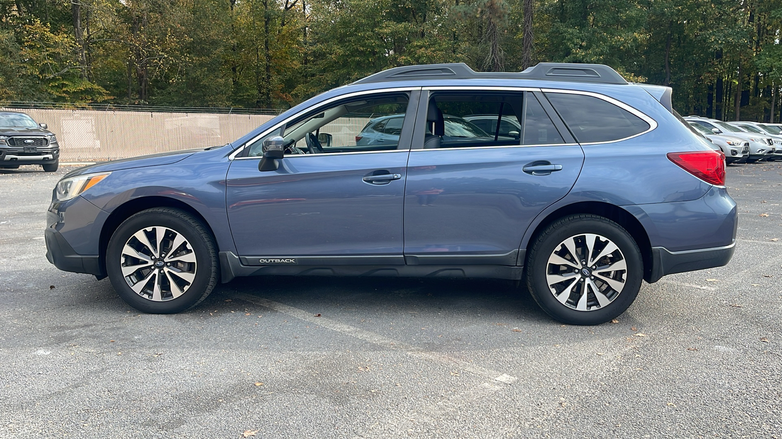 2017 Subaru Outback 2.5i 4