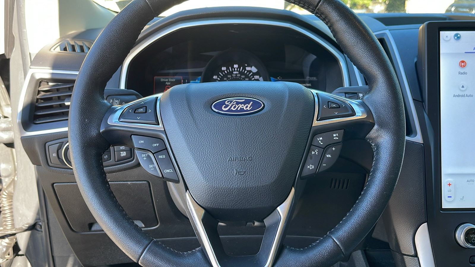 2024 Ford Edge SEL 16