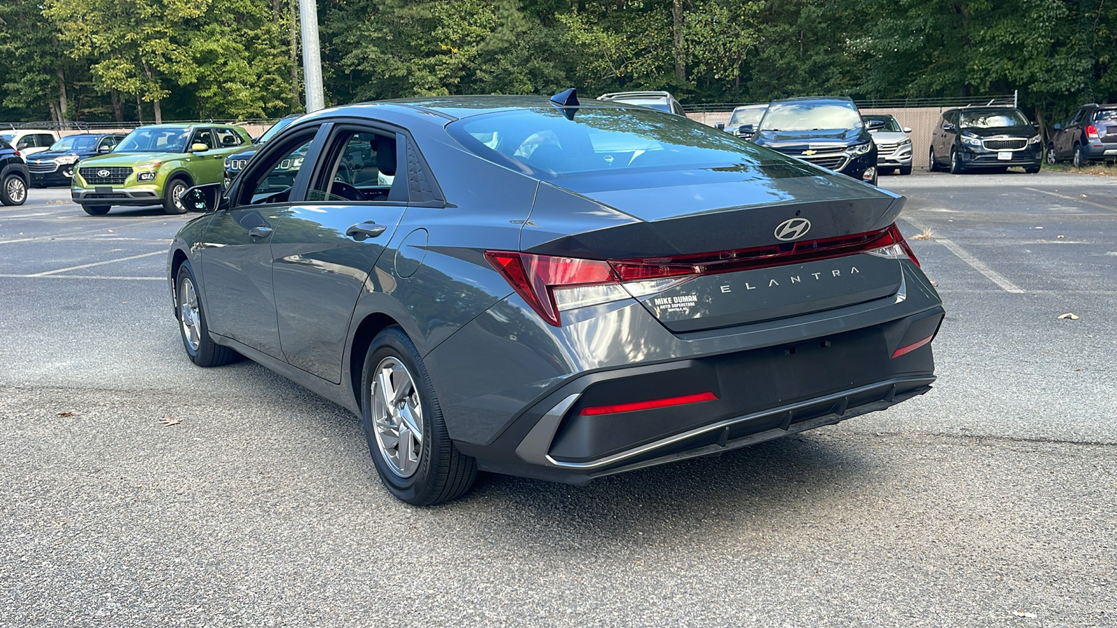 2024 Hyundai Elantra SE 5