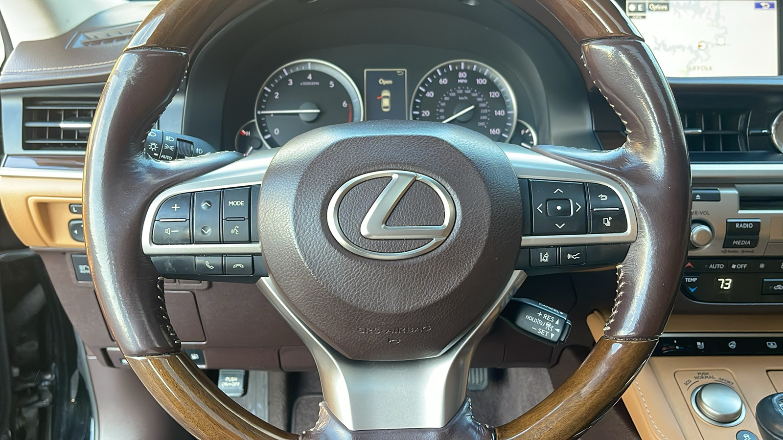 2016 Lexus ES 350 16