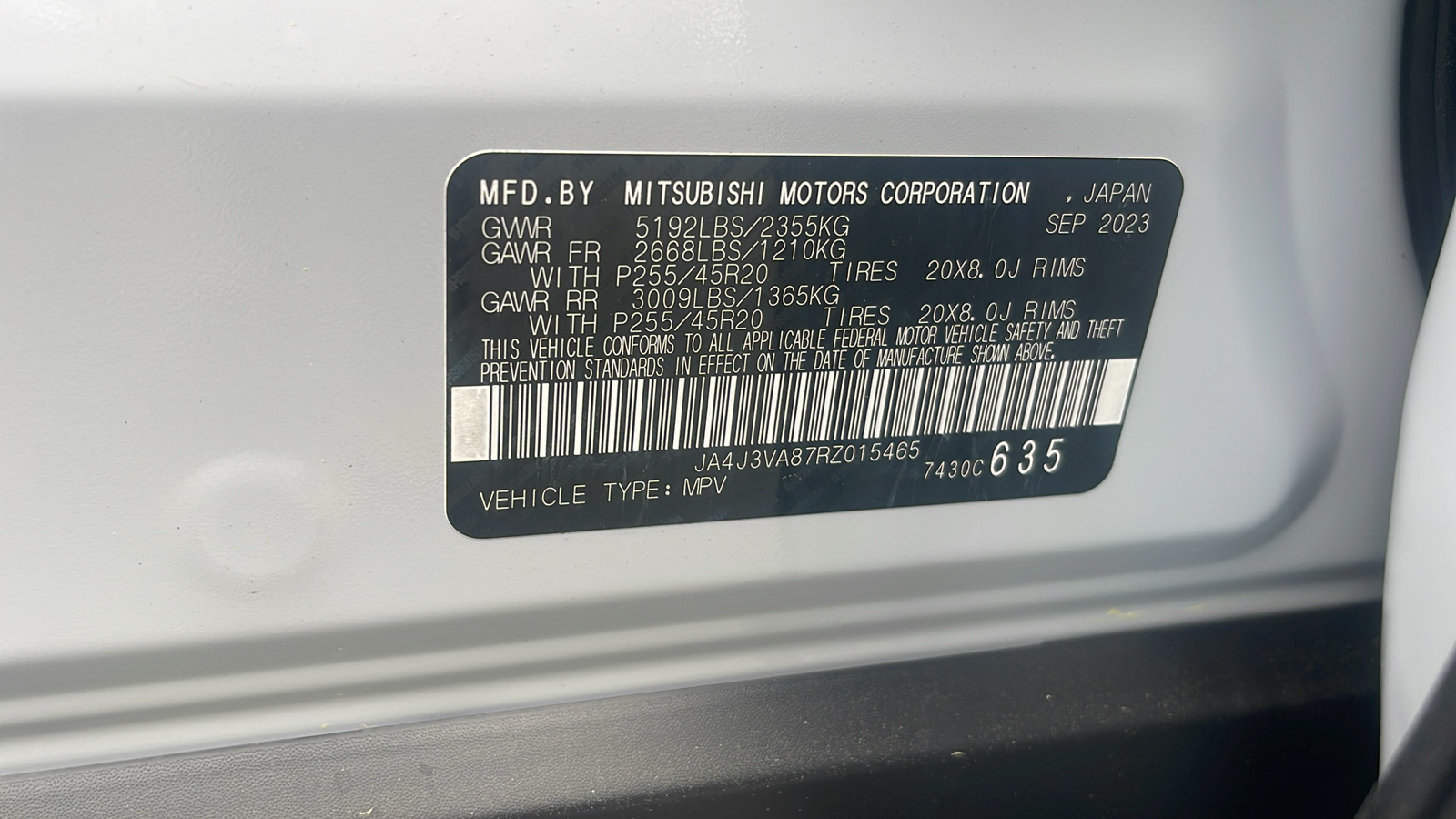 2024 Mitsubishi Outlander  11