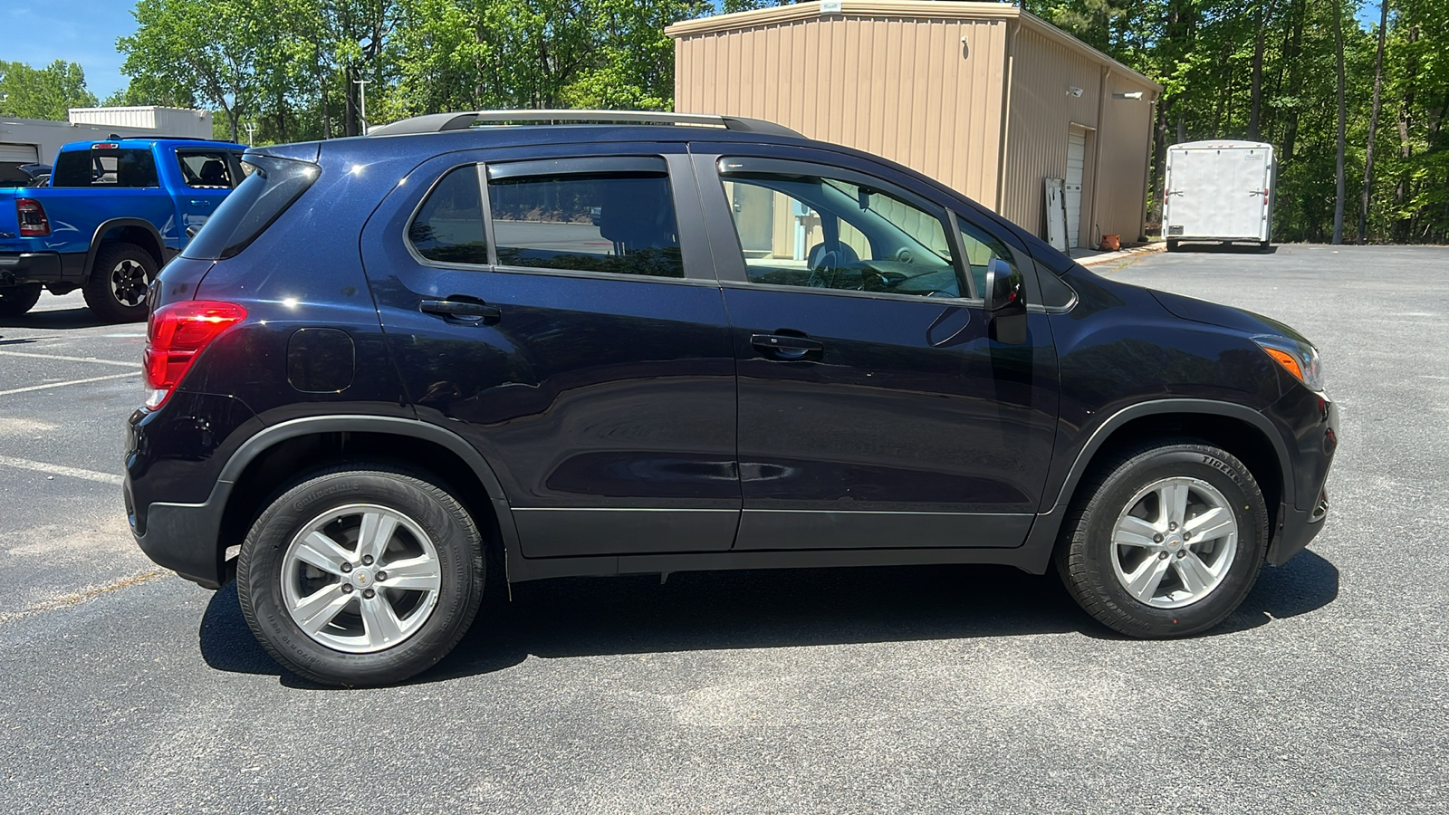 2021 Chevrolet Trax LT 8