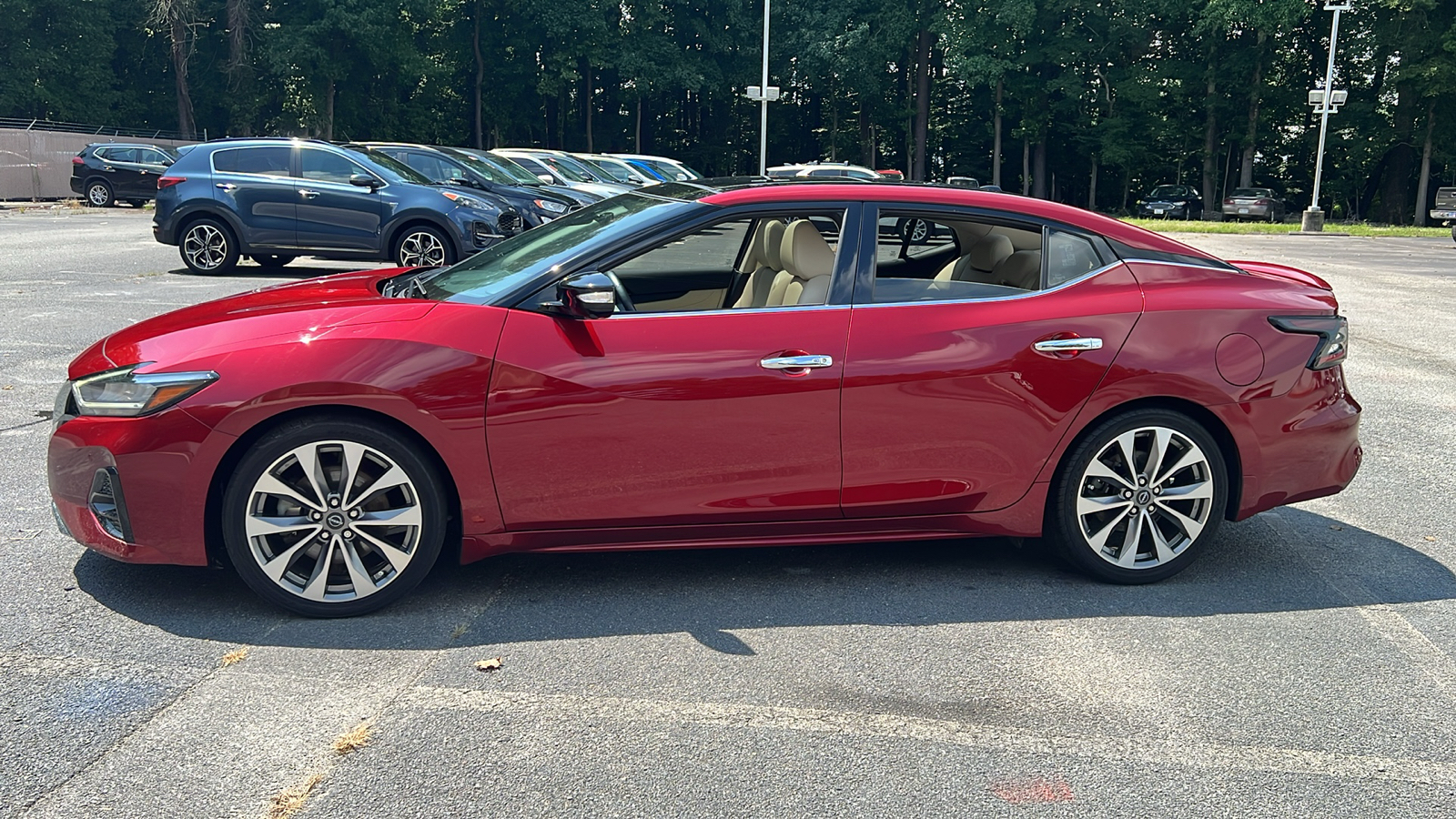 2023 Nissan Maxima Platinum 4