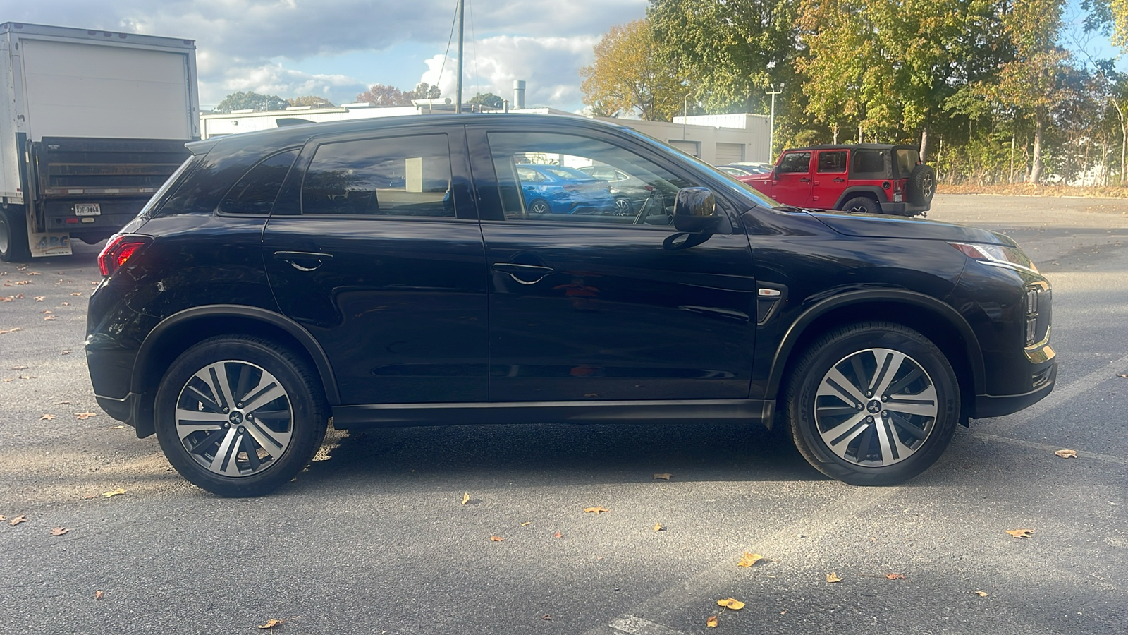 2023 Mitsubishi Outlander Sport  8