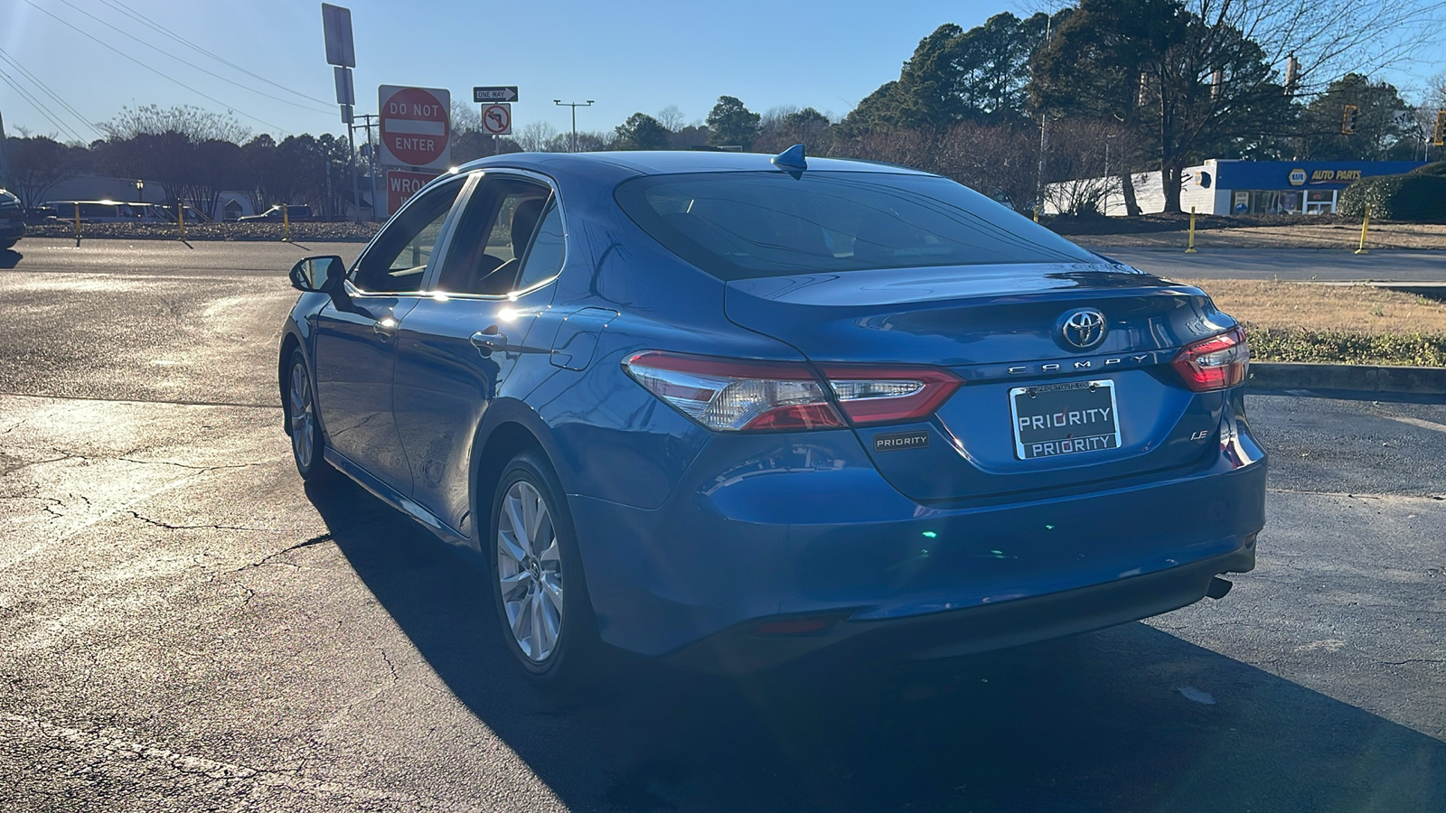 2020 Toyota Camry LE 3