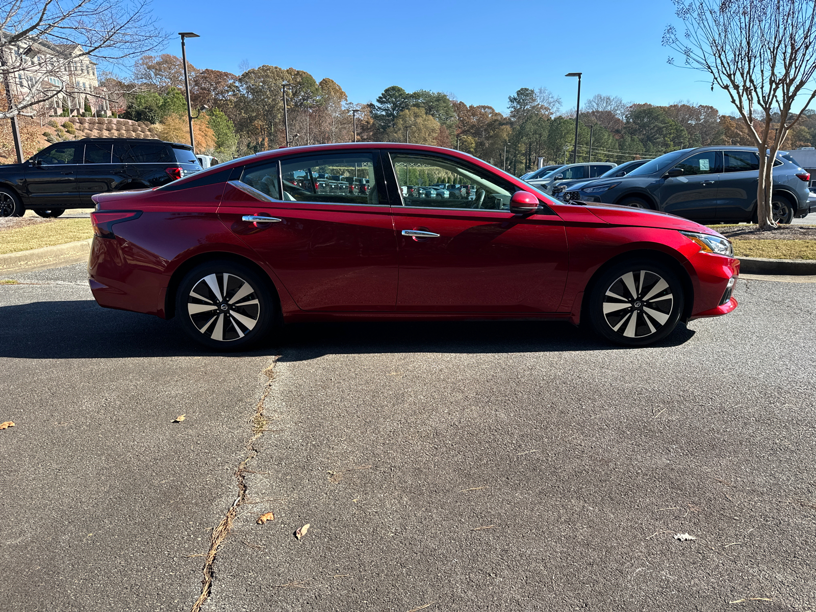 2019 Nissan Altima 2.5 SV 8