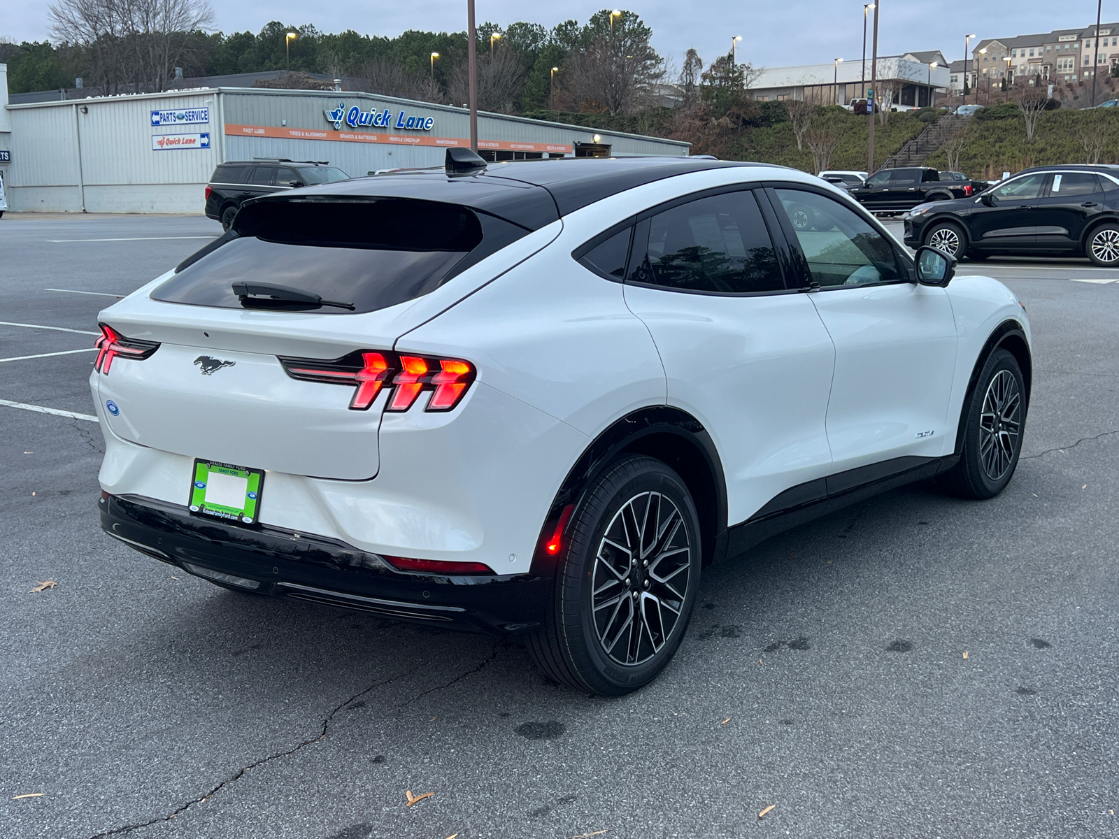 2024 Ford Mustang Mach-E Premium 7