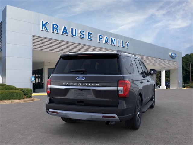 2024 Ford Expedition XLT 8