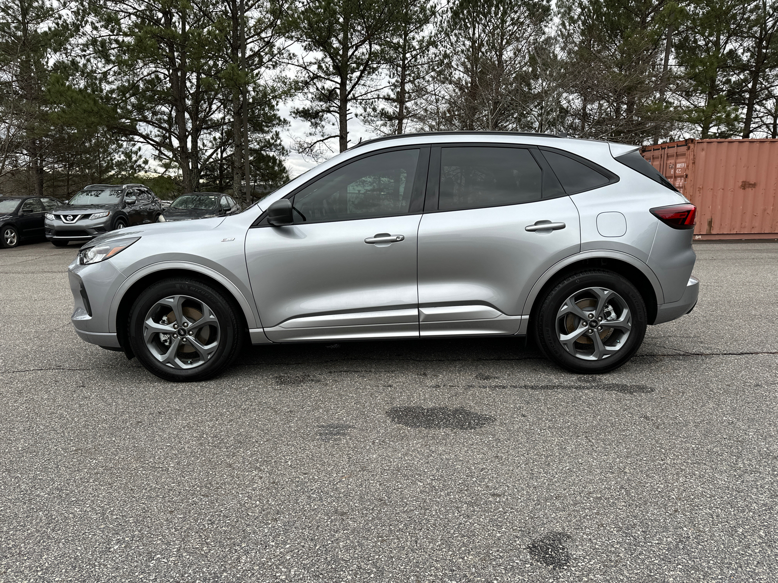 2024 Ford Escape ST-Line 4