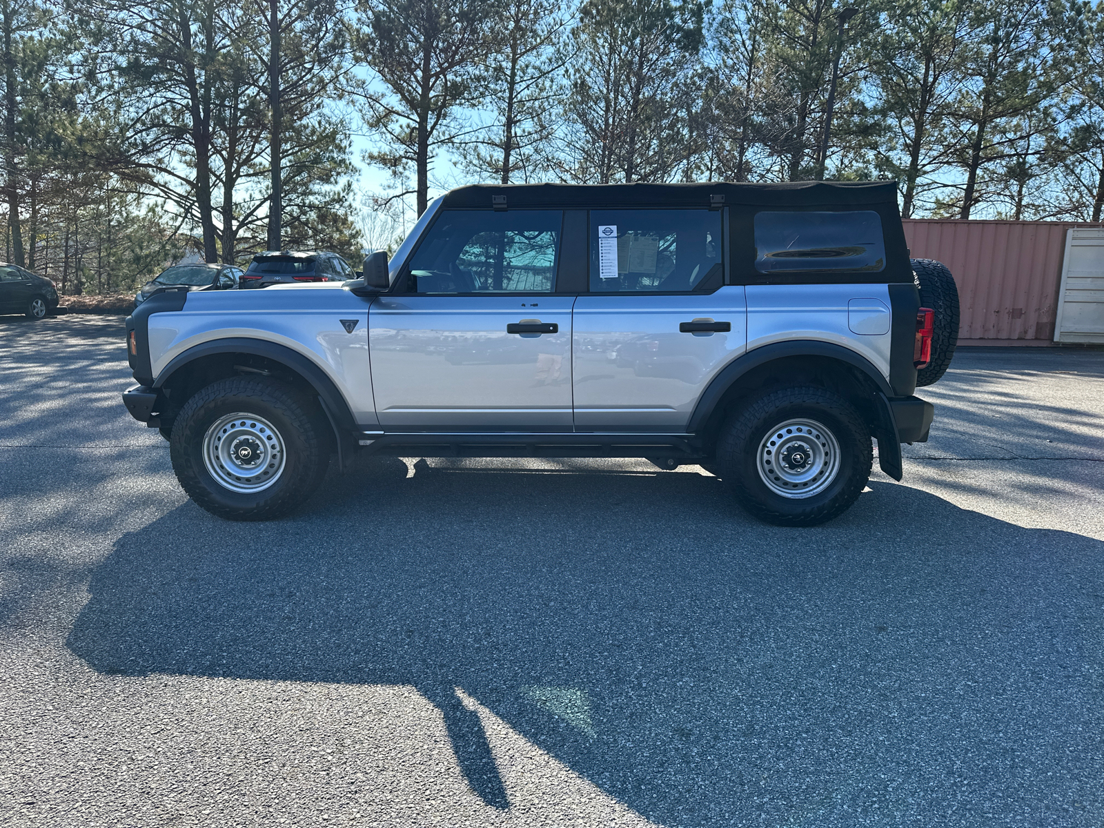 2022 Ford Bronco Base 4