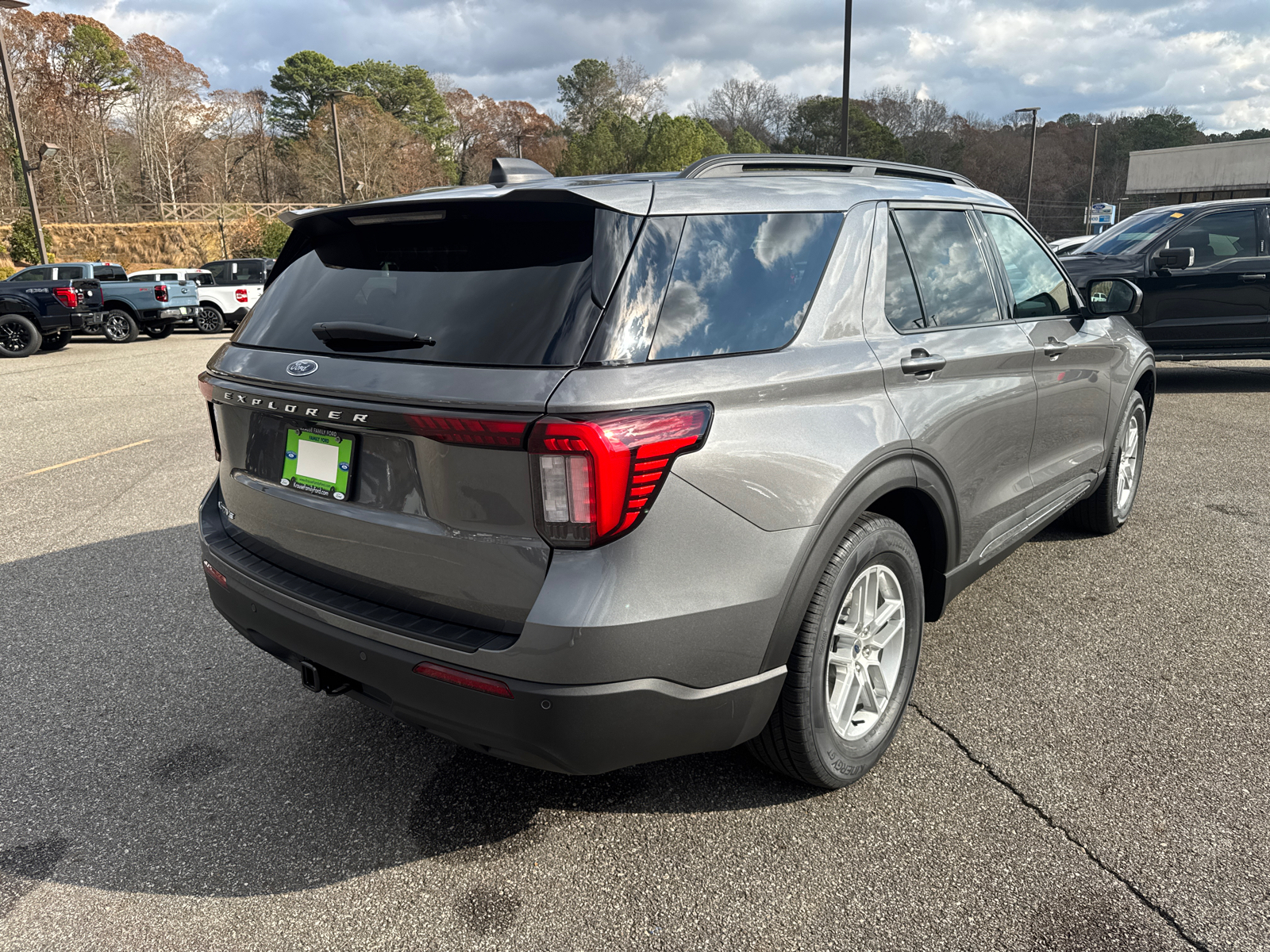 2025 Ford Explorer Active 7