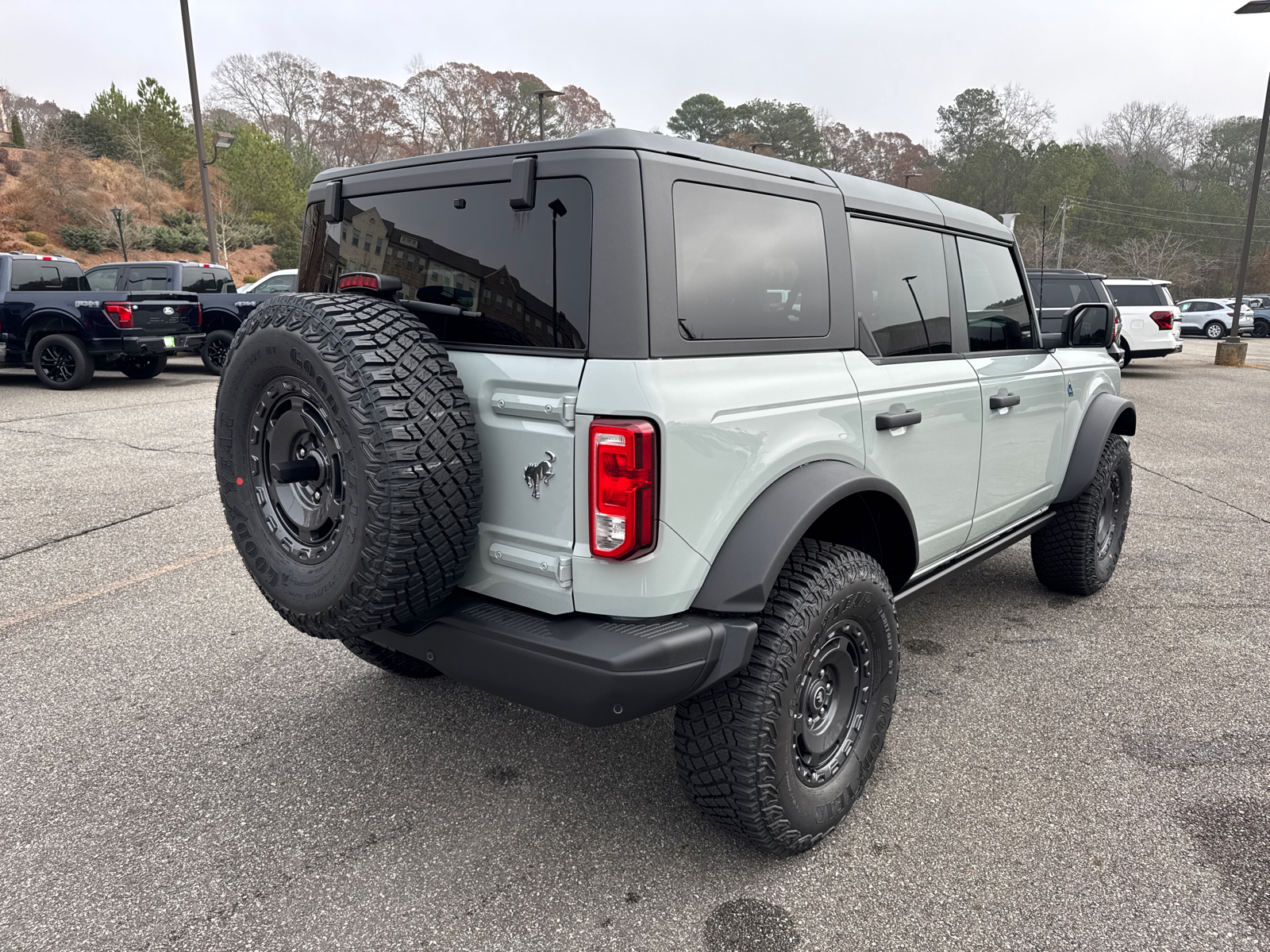 2024 Ford Bronco Black Diamond 7