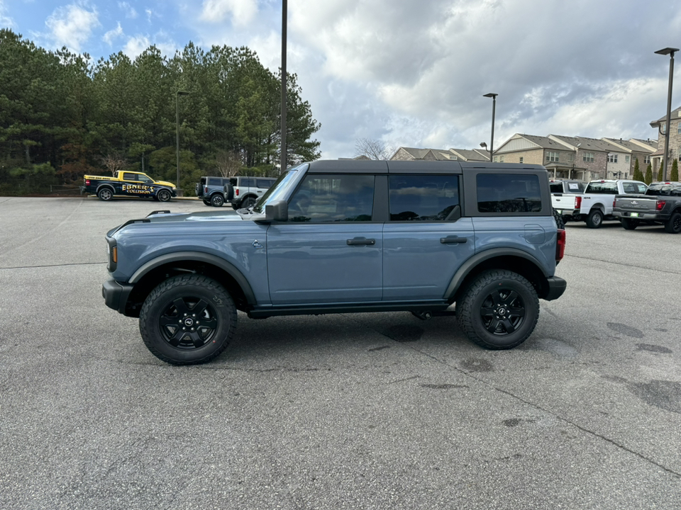 2024 Ford Bronco Black Diamond 4