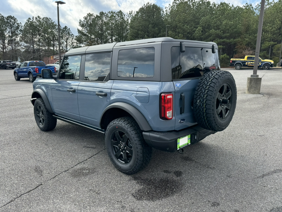 2024 Ford Bronco Black Diamond 5