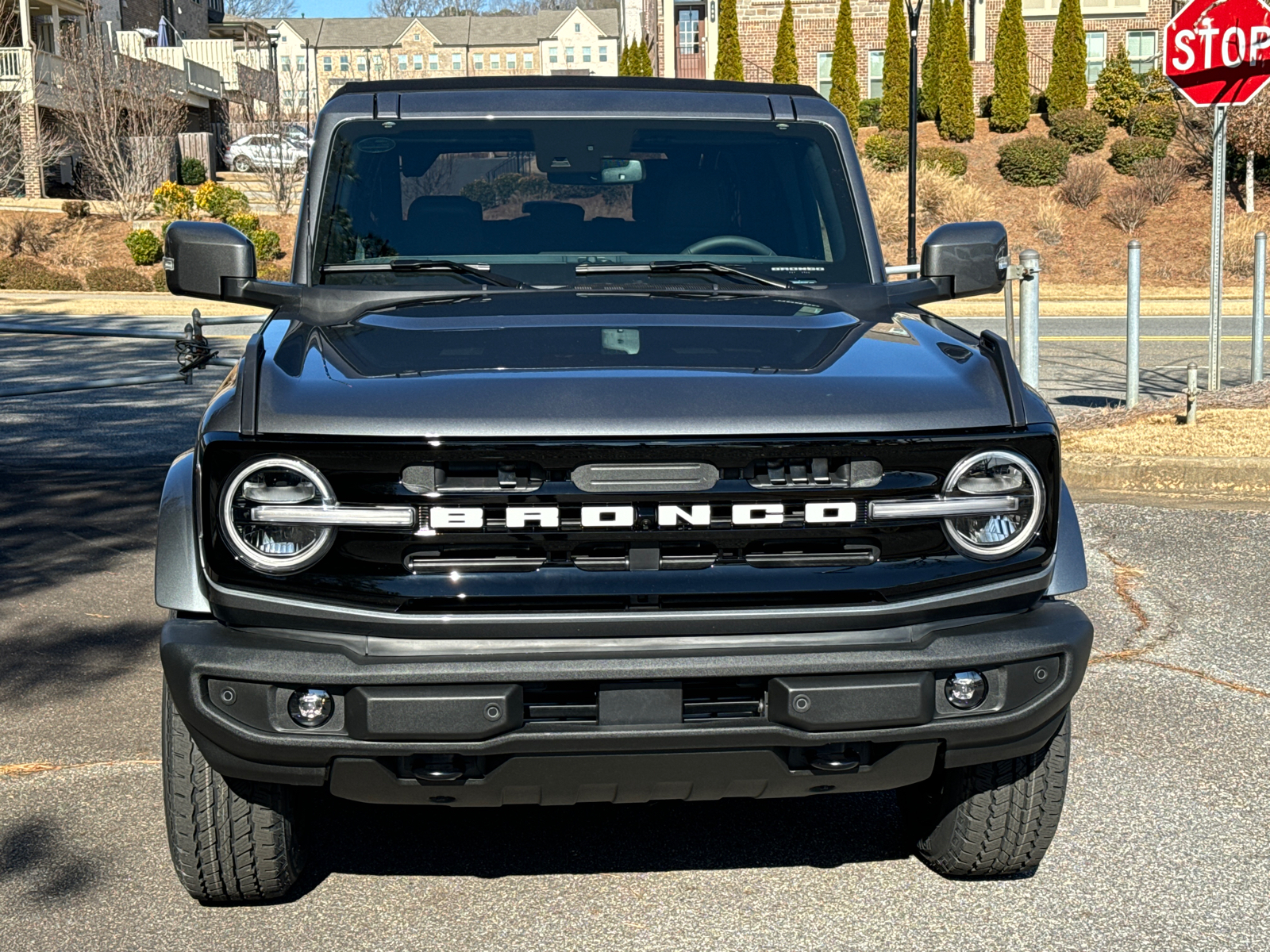 2024 Ford Bronco Outer Banks 2