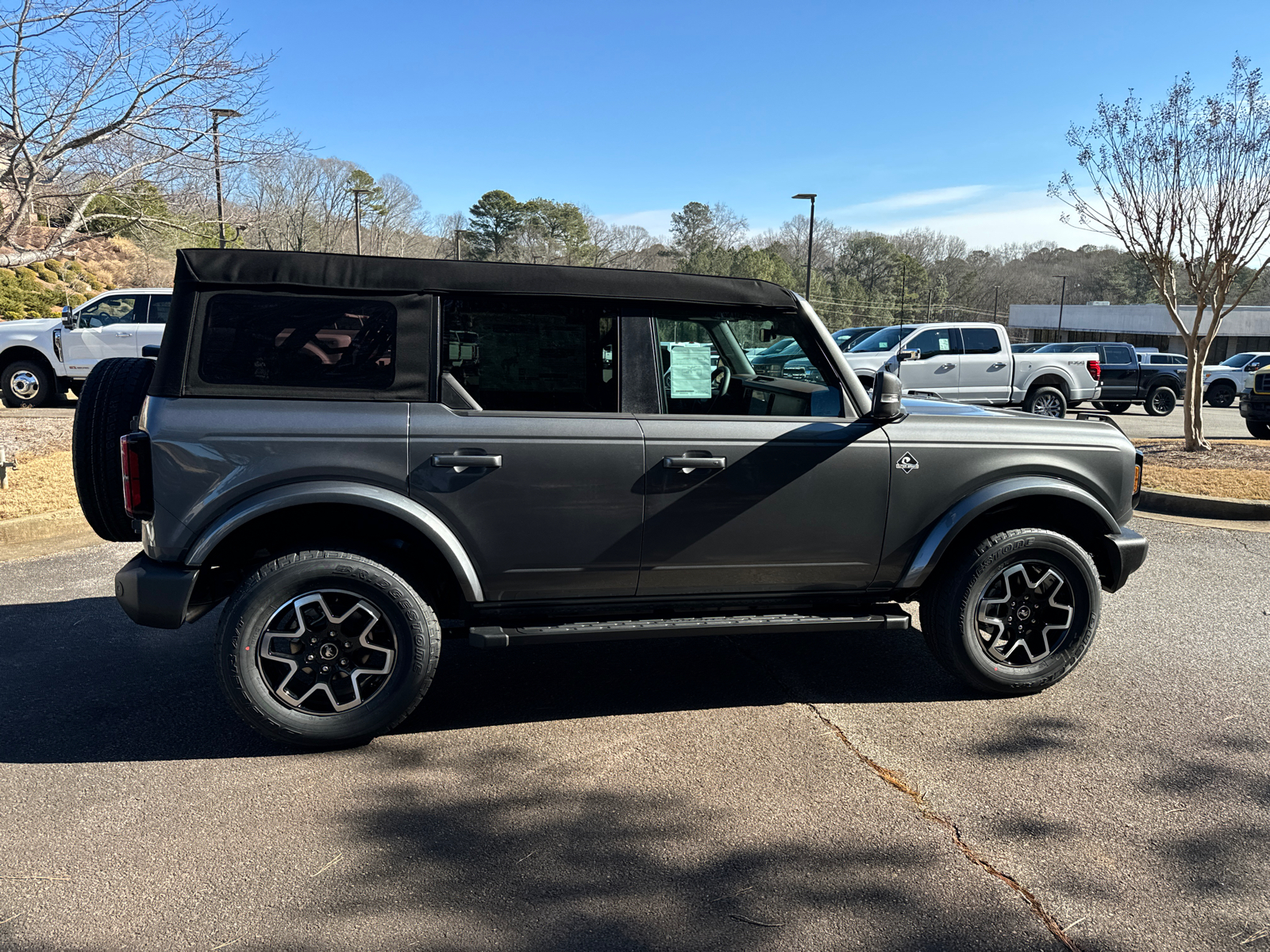 2024 Ford Bronco Outer Banks 7