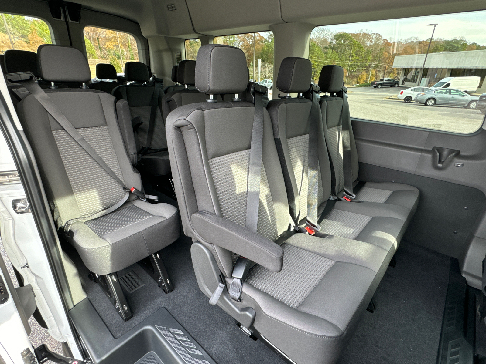 2024 Ford Transit-350 XLT 15