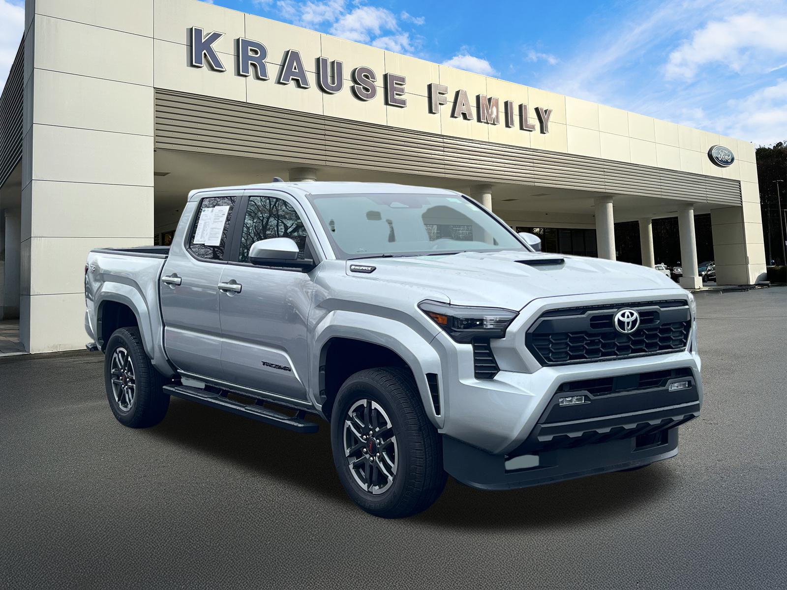 2024 Toyota Tacoma Hybrid TRD Sport 1