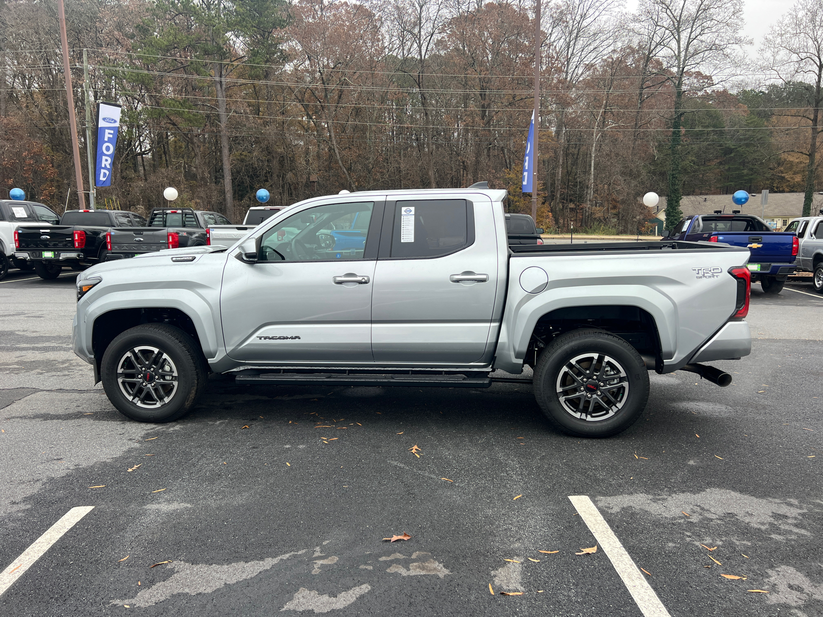 2024 Toyota Tacoma Hybrid TRD Sport 4