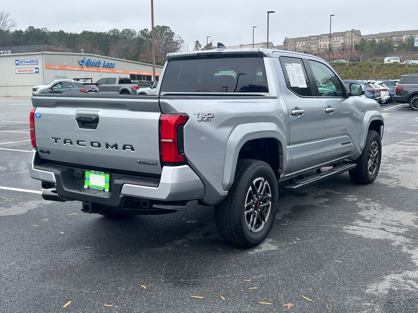 2024 Toyota Tacoma Hybrid TRD Sport 7