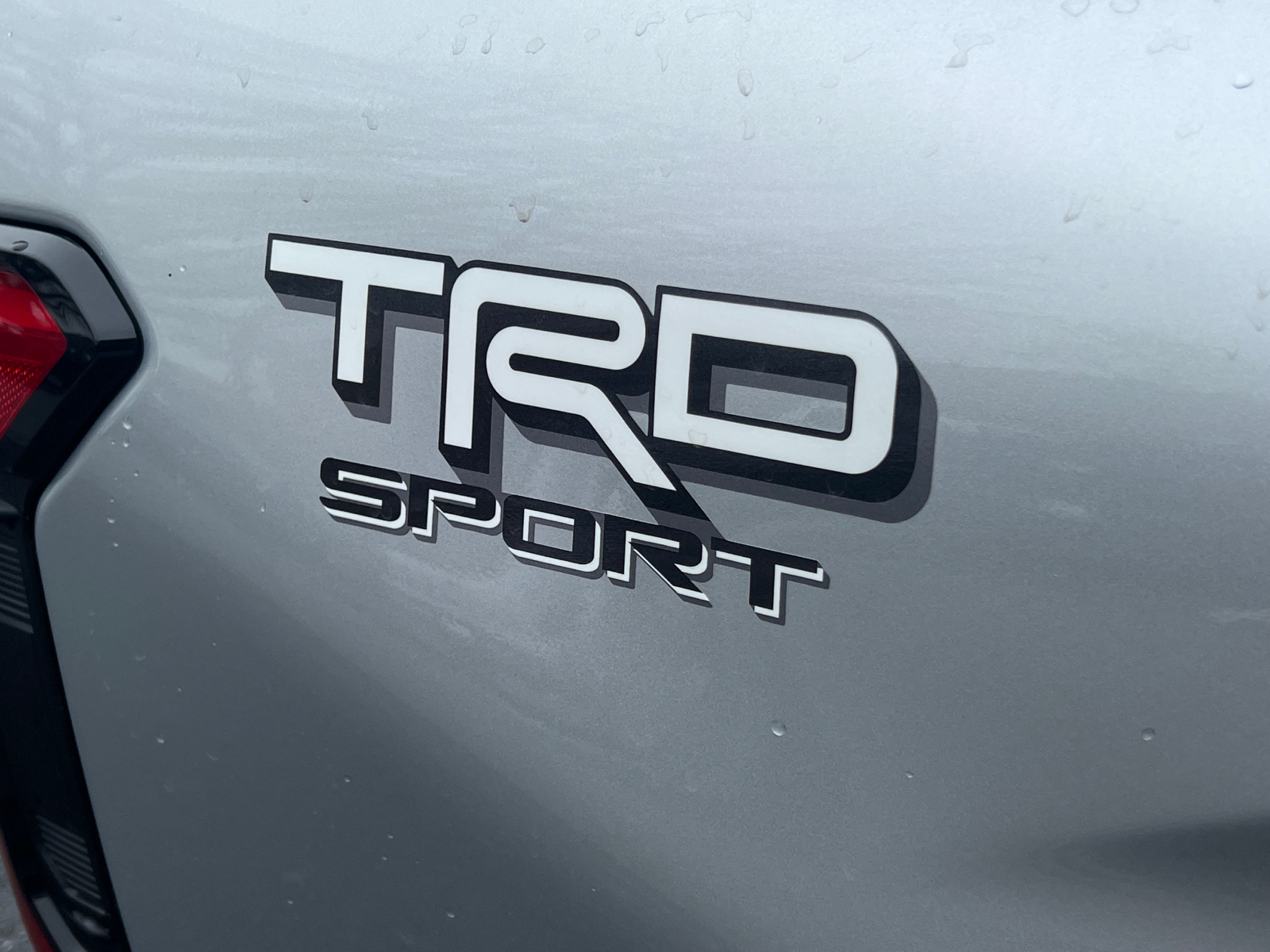 2024 Toyota Tacoma Hybrid TRD Sport 18