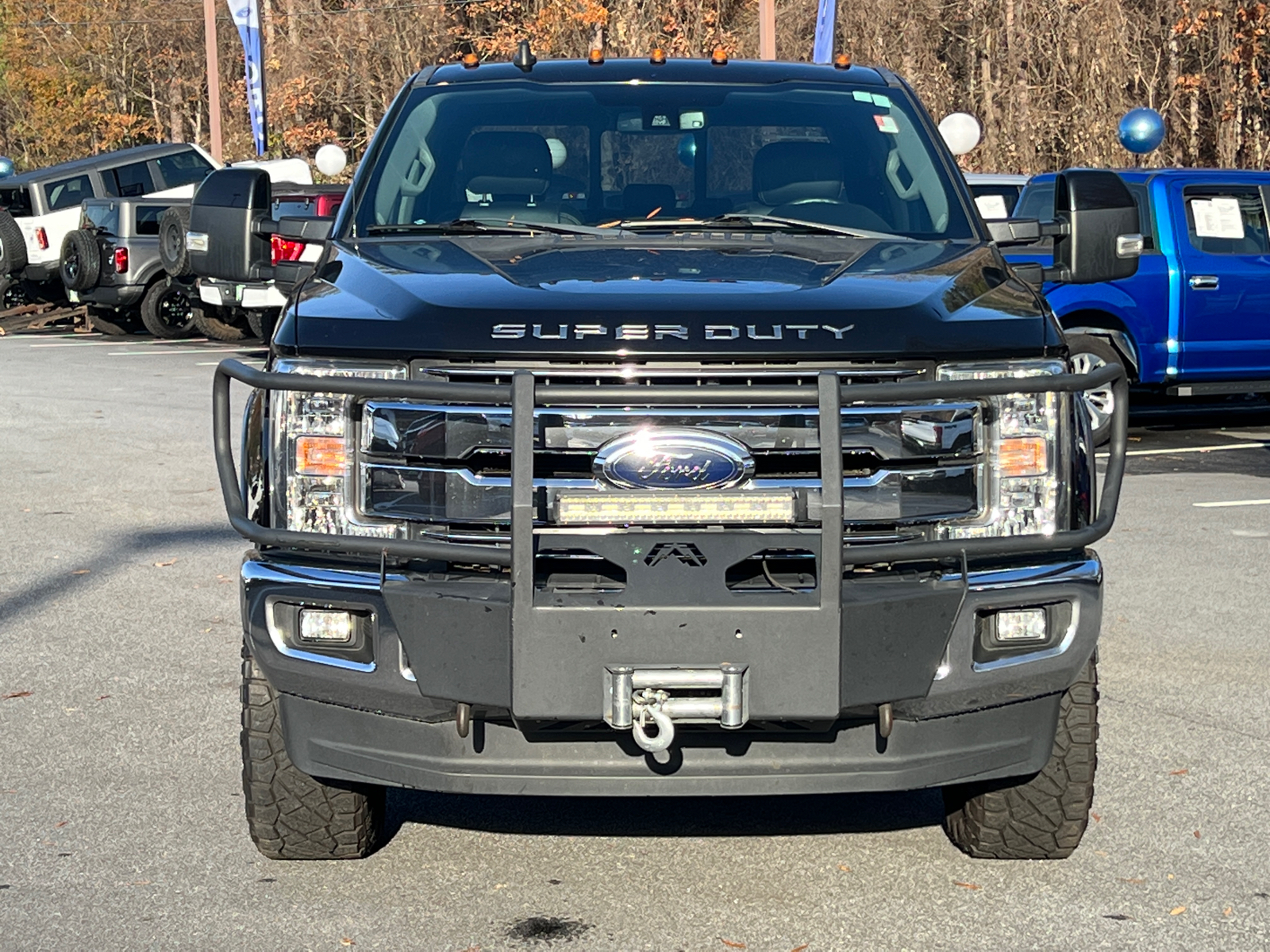 2019 Ford F-250SD Lariat 2