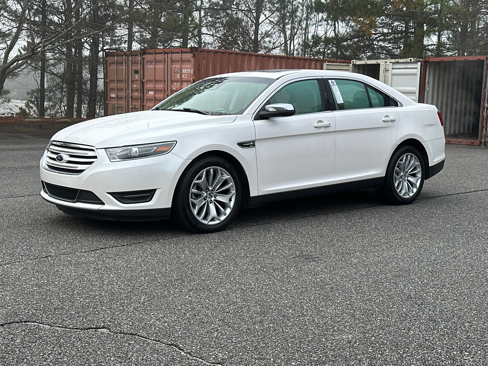 2019 Ford Taurus Limited 3