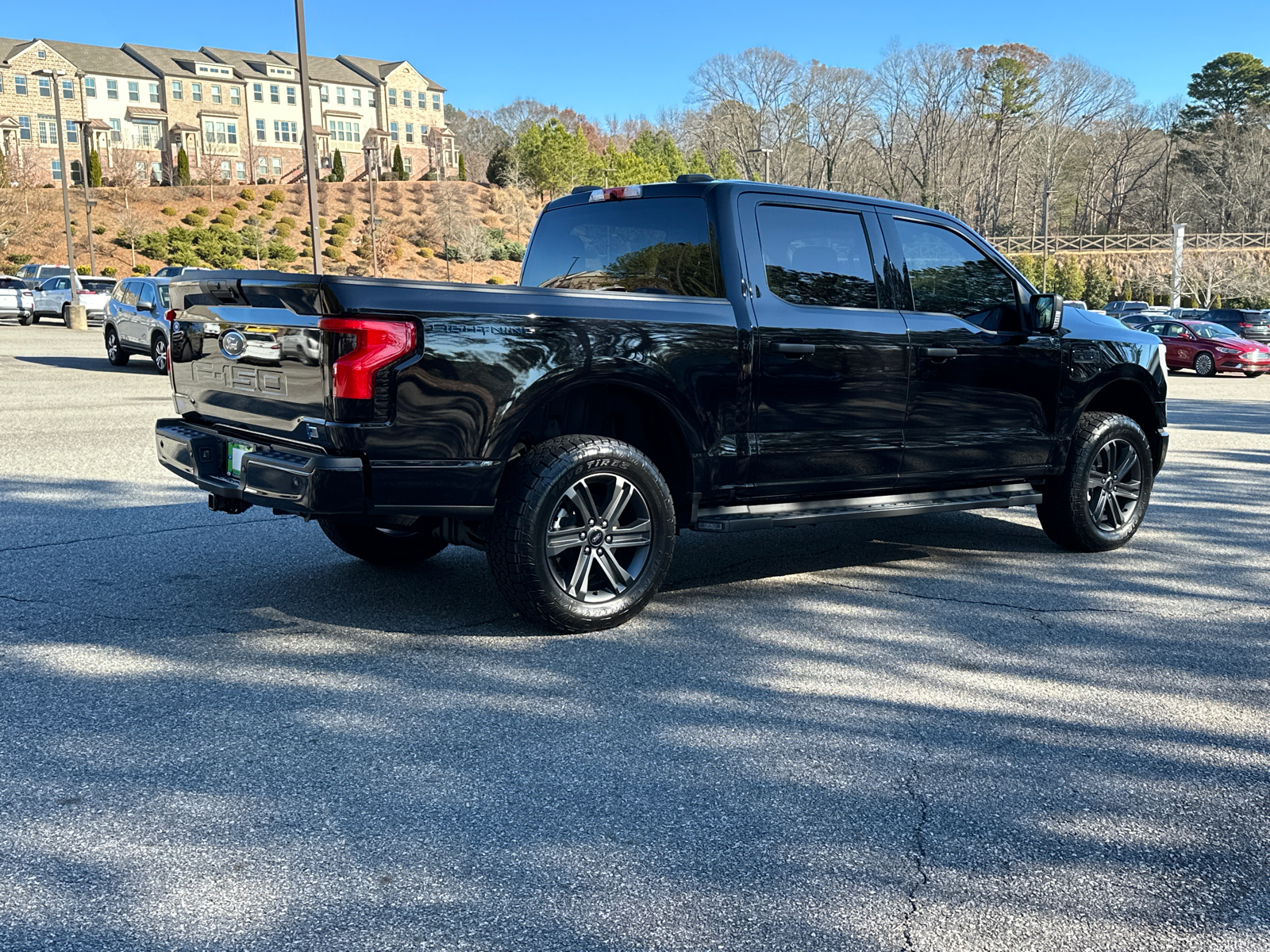 2023 Ford F-150 Lightning XLT 7