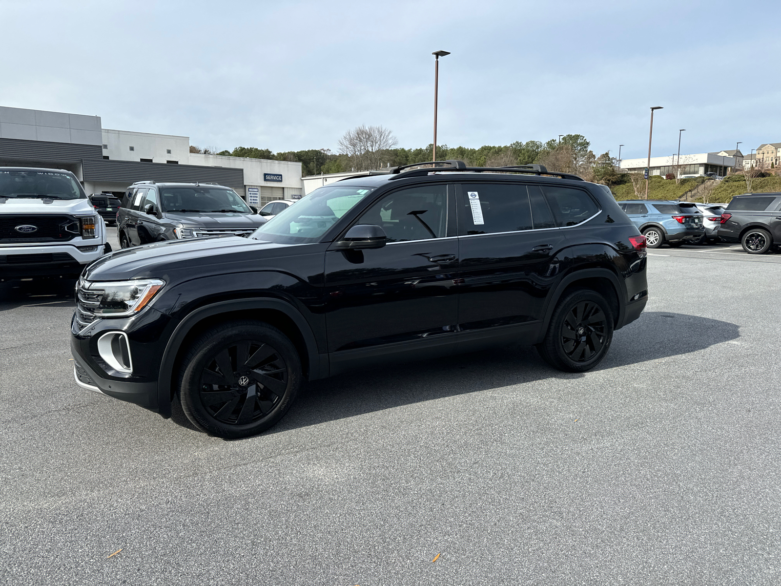 2024 Volkswagen Atlas 2.0T SE w/Technology 4