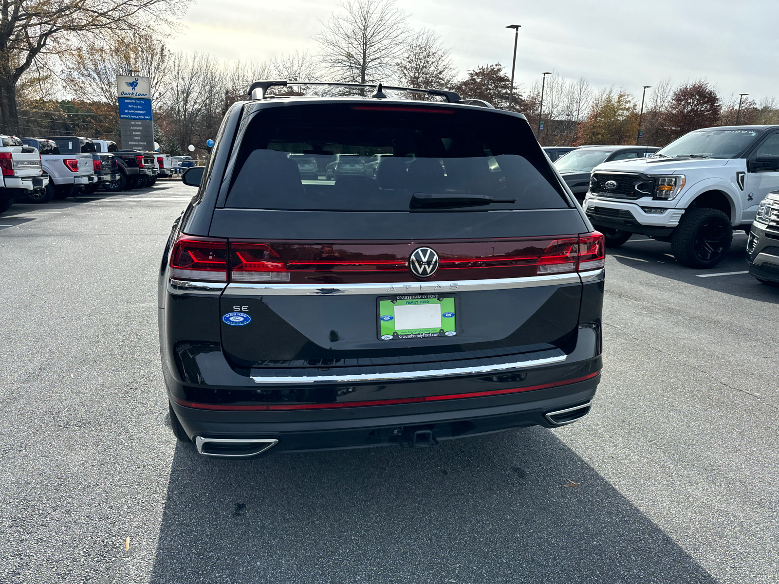 2024 Volkswagen Atlas 2.0T SE w/Technology 6