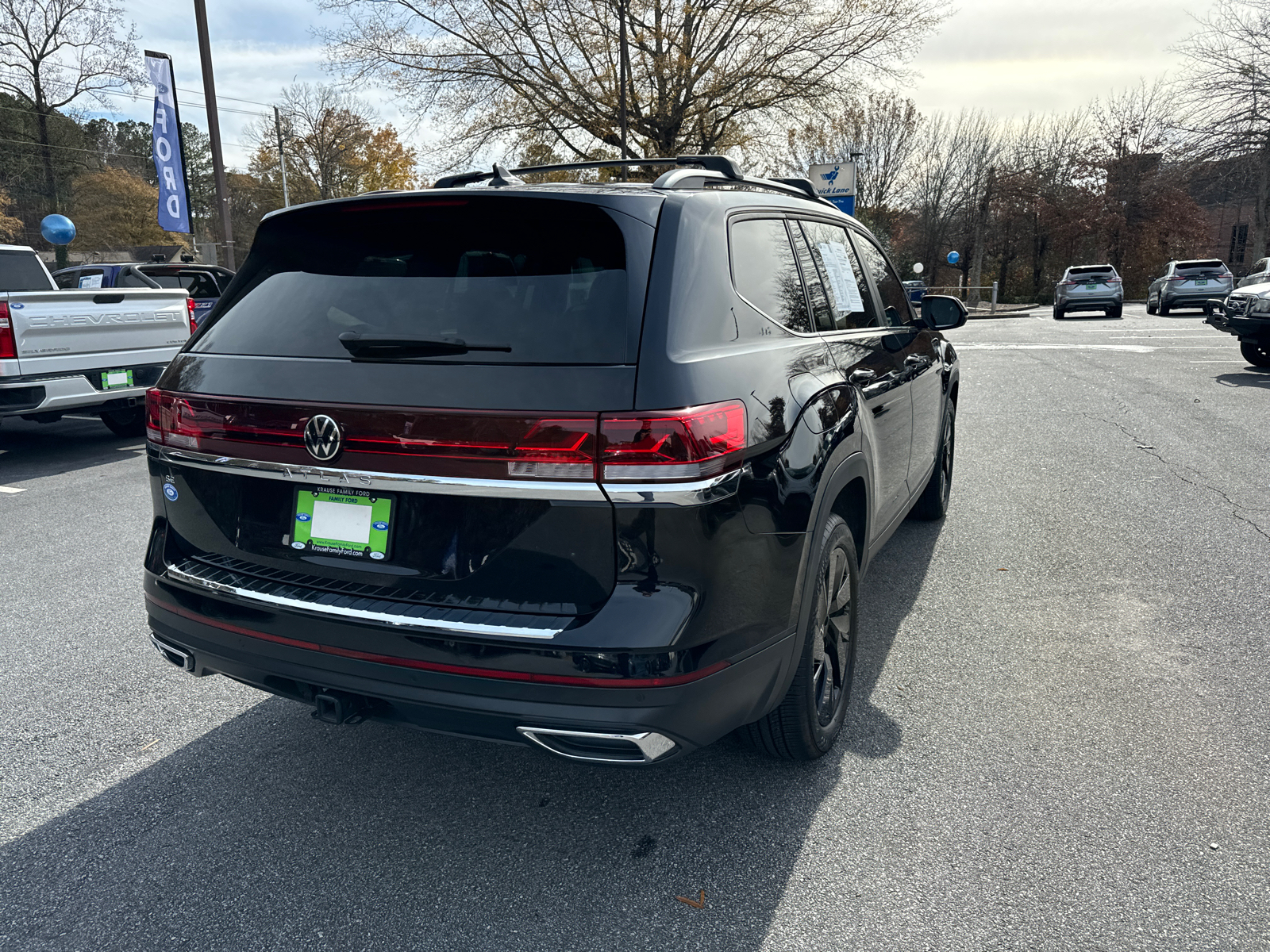 2024 Volkswagen Atlas 2.0T SE w/Technology 7