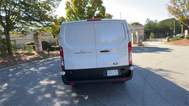 2024 Ford Transit Low Roof 250 LWB 7