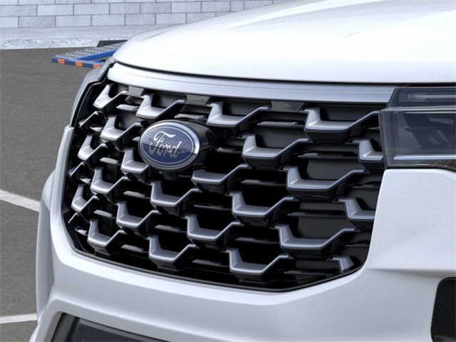 2025 Ford Explorer Platinum 17